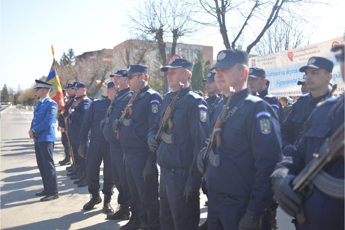 Ziua Jandarmeriei Rom Ne Marcat Militar I Religios La H Rl U I Ia I