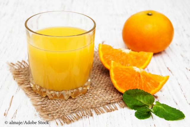 Băutură detoxifiantă cu portocale
