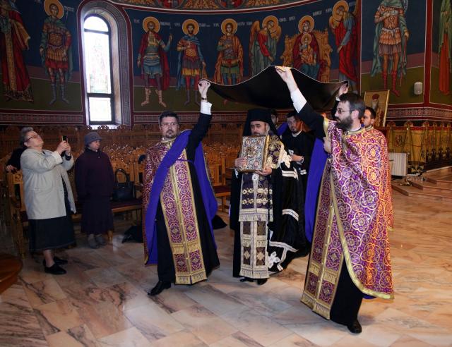 Vecernia scoaterii Sfântului Epitaf, la Catedrala „Înălțarea Domnului” din Buzău