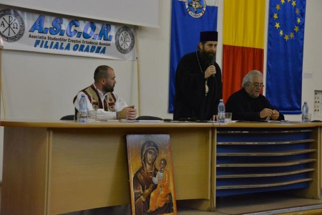 Preasfinţitului Siluan a conferențiat la Universitatea din Oradea