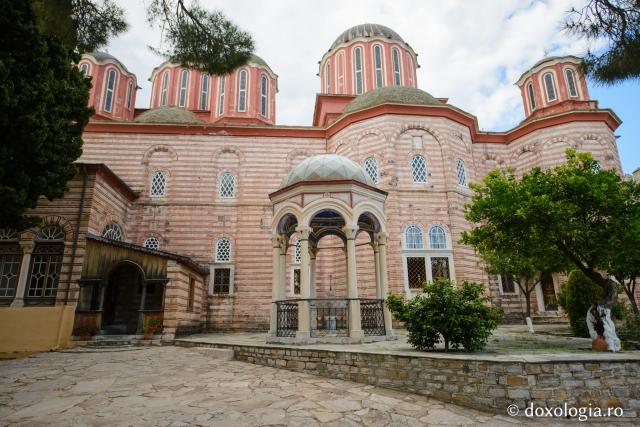 Noul Katholikon al Mănăstirii Xenofont