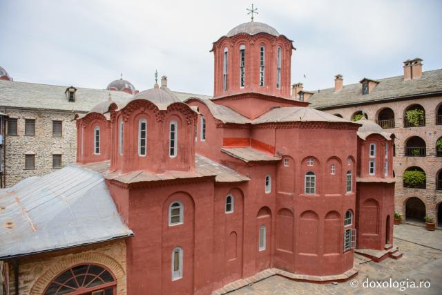 Katholikonul mănăstirii Cutlumuș