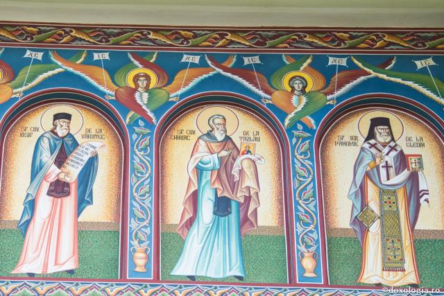 Sfântul Chiriac de la Tazlău, pictat pe peretele exterior al bisericii