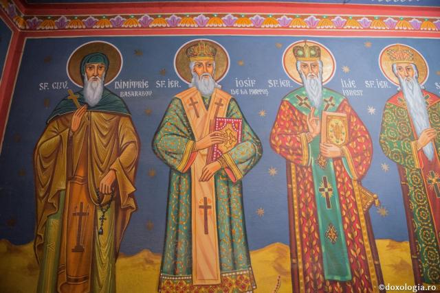 sfinți români pictați