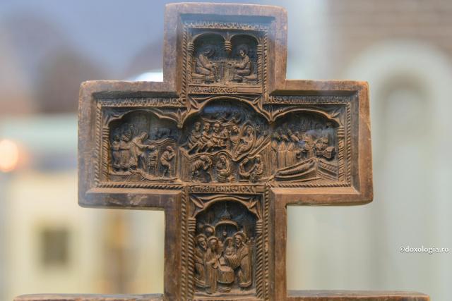 cruce de lemn
