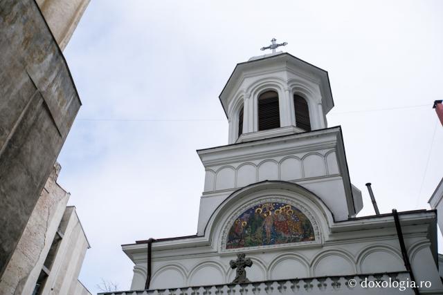 Biserica Sfântul Ioan – Piață din București