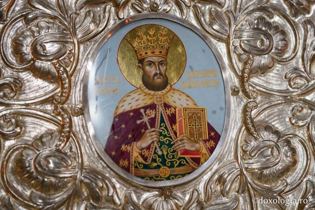 Un fragment din moaştele Sfântului Martir Constantin Brâncoveanu, în patrimoniul Mănăstirii Nechit