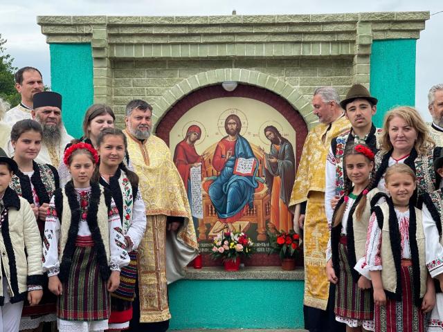 Vlădeni, Botoșani: Lucrările de renovare de la cimitirul Parohiei „Înălțarea Domnului”  au fost binecuvântate