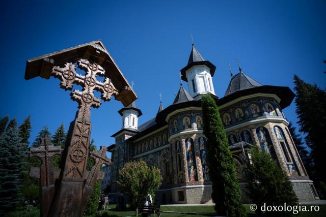 Seminarul de la Mănăstirea Neamț își cinstește ocrotitorul | Programul manifestărilor