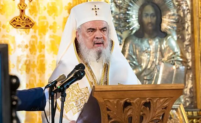 Părintele Patriarh Daniel: „Sfinții Arhangheli au fost slujitori ai Domnului în lucrarea de mântuire”