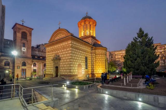 Biserica Sfântul Anton – Curtea veche își va serba marți hramul (Program)