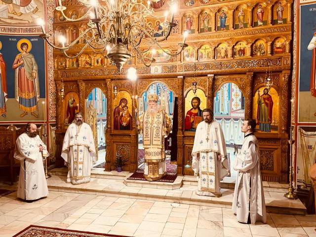 Liturghie arhierească în prima duminică a Triodului la Paraclisul Mănăstirii „Sfântul Ioan cel Nou de la Suceava”