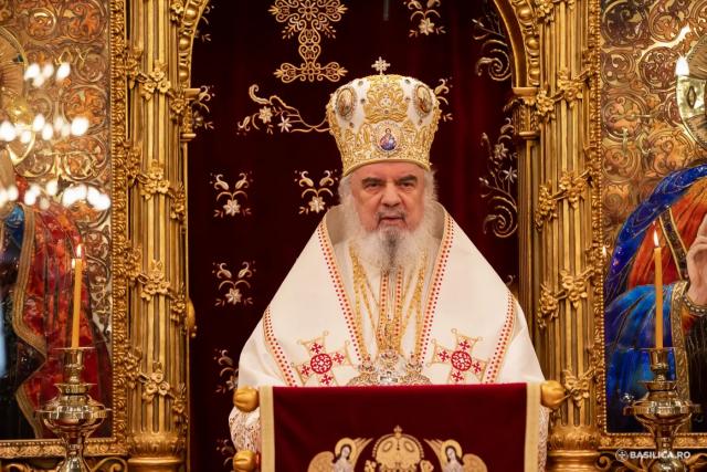 Părintele Patriarh Daniel: „La Cina cea de Taină, Iisus Hristos a înlocuit Paștile vechi cu Paștile noi”