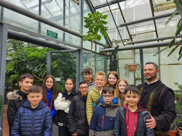 Săptămâna verde: un grup de elevi din Târgu Neamț au învățat despre creația lui Dumnezeu