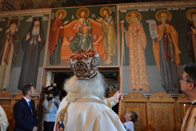 (Foto) Sfințirea Mănăstirii Eșanca