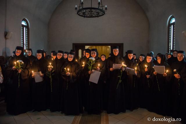 (Foto) Vizita Stareţului Elisei Simonopetritul la mănăstirile din Moldova şi Bucovina