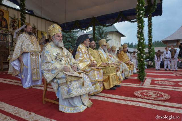 (Foto) Momente de sărbătoare la Mănăstirea Putna