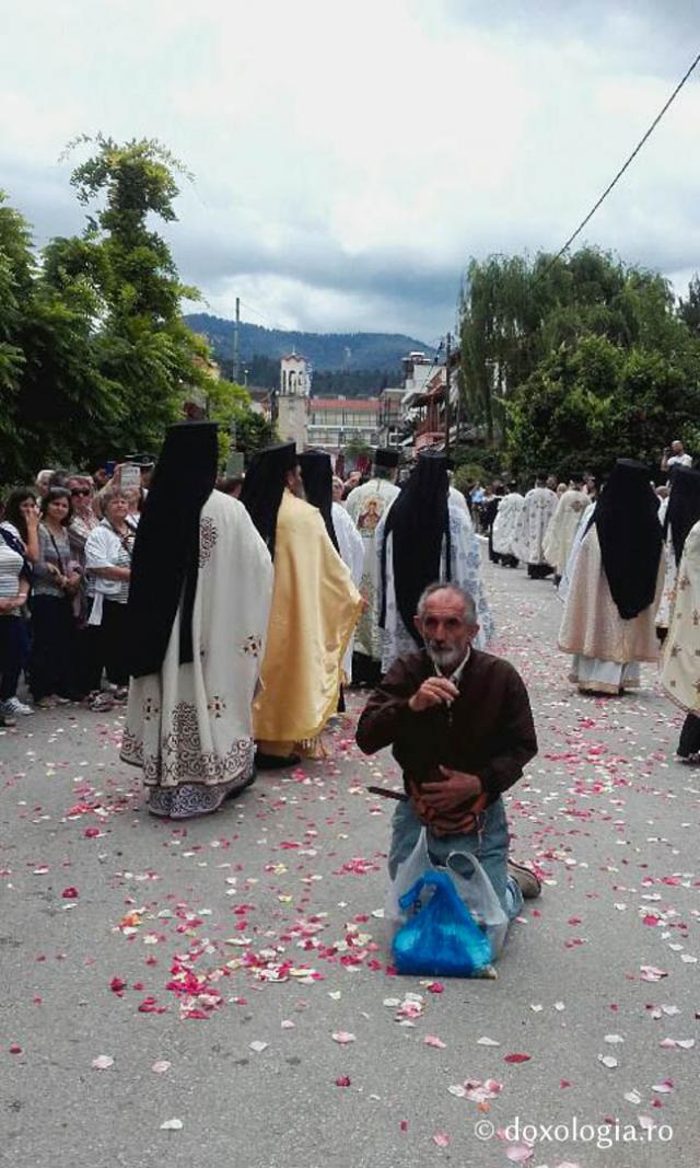 Bucurie la hramul Sfântului Ioan Rusul – Prokopion, insula Evia (Grecia) – 27 mai 2017