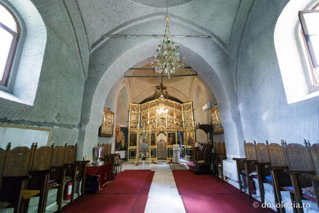 (Foto) Biserica Sfântul Pantelimon din Iași – biserica medicilor și farmaciștilor 