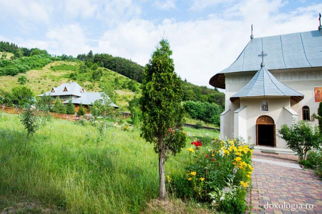 Mănăstirea Peștera Gârcina