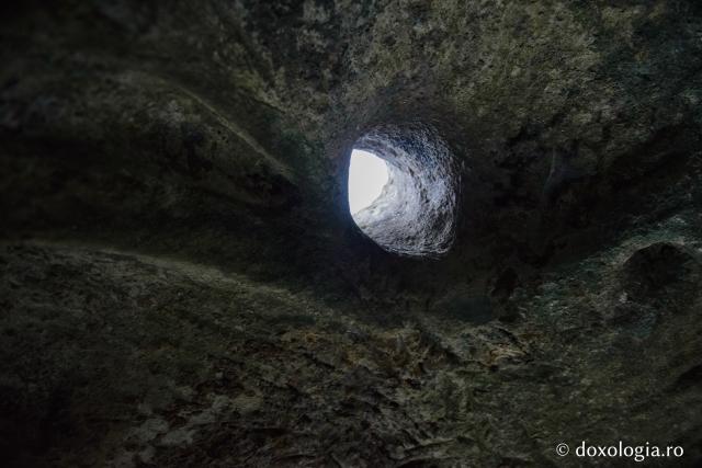 peșterile Sfinților Daniil și Misail la Mănăstirea Turnu