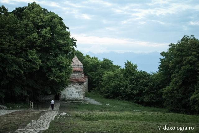 (Foto) Dzveli Shuamta – mănăstirea cea veche din Shuamta, Georgia