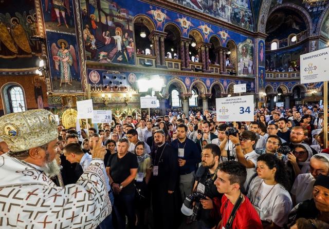 (Foto) A cincea ediție a Întâlnirii Internaționale a Tinerilor Ortodocși, la final