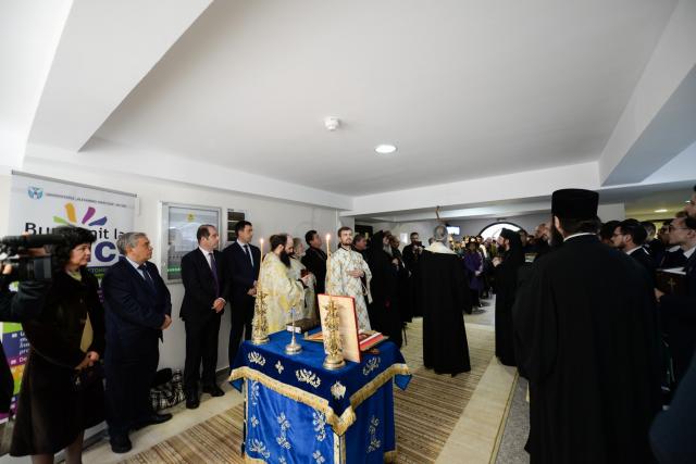 (Foto) Sfințirea Căminului „Buna Vestire” de la Facultatea de Teologie Ortodoxă din Iași