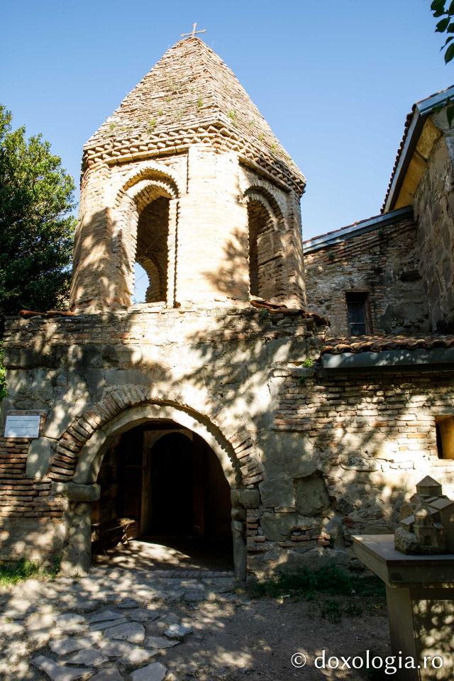 (Foto) Pași de pelerin la Mănăstirea Shiomgvime – Georgia