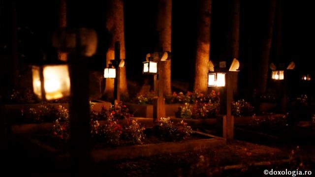 (Foto) Răgaz de liniște și rugăciune în cimitirul Mănăstirii Sihăstria