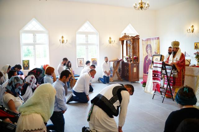 (Foto) Duminica Tuturor Sfinților, în biserica românească din Kristiansand (Norvegia)