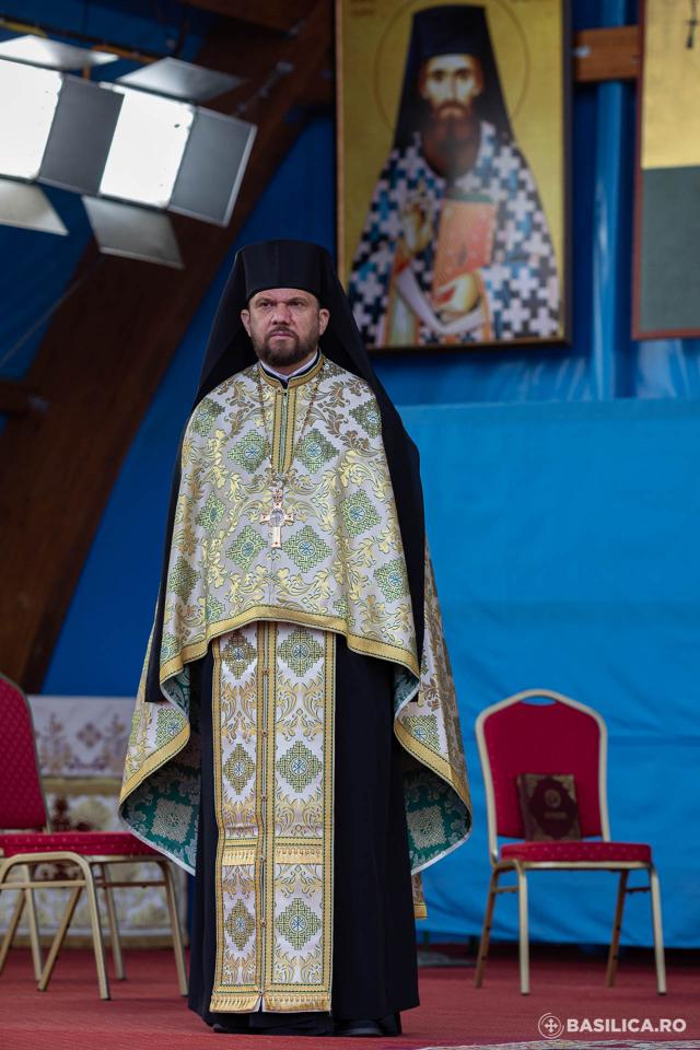 (Foto) Ajunul sărbătorii Sfântului Dimitrie cel Nou la Catedrala Patriarhală