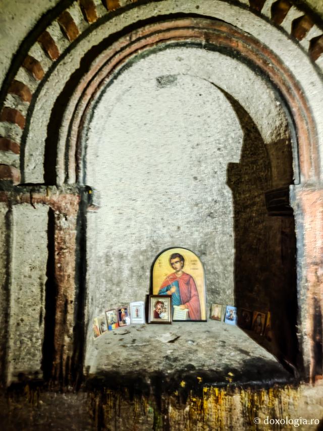 (Foto) Biserica în care se împărtășea Sfântul Ioan Rusul – Urgup, Turcia