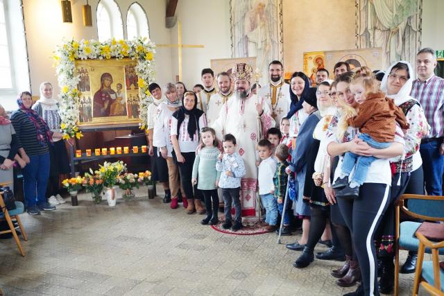 (Foto) Soborului Sfinților Arhangheli Mihail și Gavriil, în comunitatea românească din orașul suedez Borås
