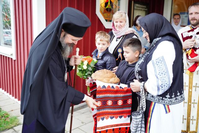 (Foto) Sfântul Ierarh Nectarie, prăznuit la Trollhättan, în Regatul Suediei