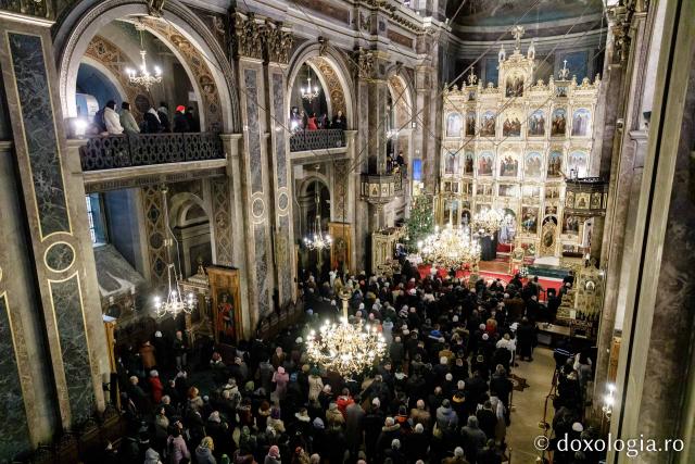 (Foto) Sărbătoarea Botezului Domnului la Catedrala Mitropolitană din Iași – 6 ianuarie 2023