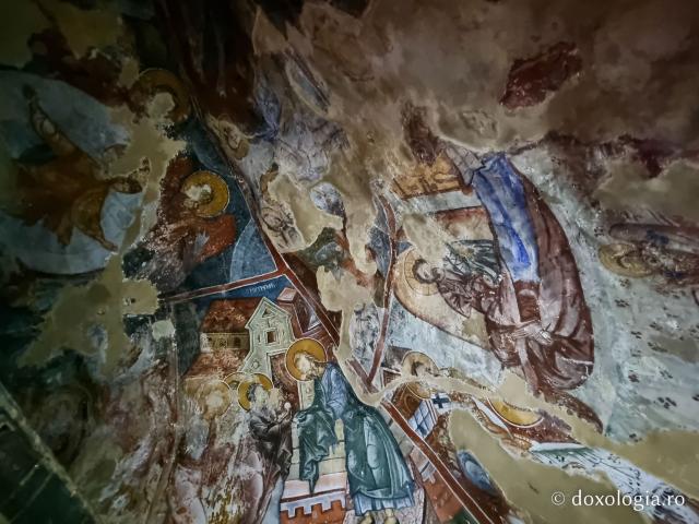 (Foto) Biserica rupestră „Sfântul Atanasie cel Mare” din complexul monahal Kalishta, Ohrid