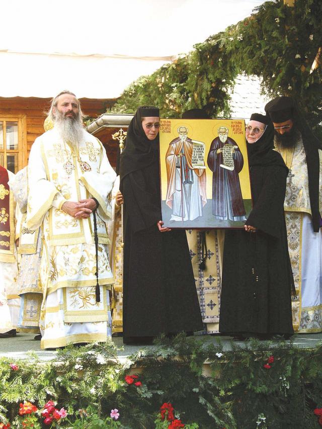 (Foto) 15 ani de la întronizarea Înaltpreasfințitului Părinte Teofan ca Arhiepiscop al Iașilor și Mitropolit al Moldovei și Bucovinei