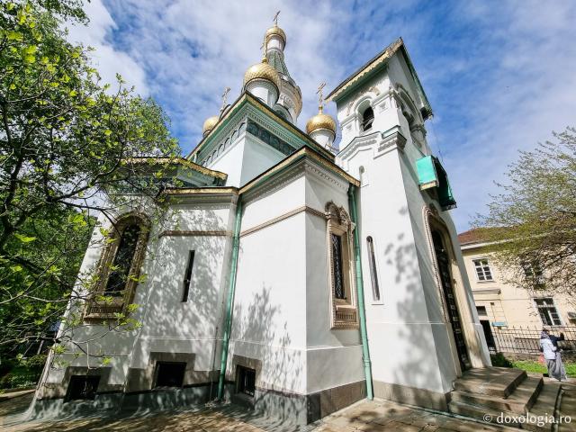 (Foto) Biserica rusă „Sfântul Nicolae” din Sofia ce adăpostește mormântul Sfântului Ierarh Serafim Sobolev