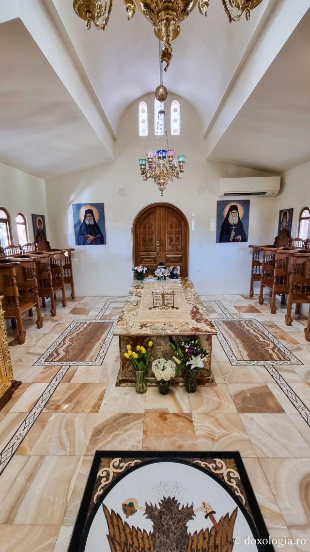 Pași de pelerin la ctitoria Părintelui Efrem Filotheitul în Arizona – Mănăstirea „Sfântul Antonie cel Mare”