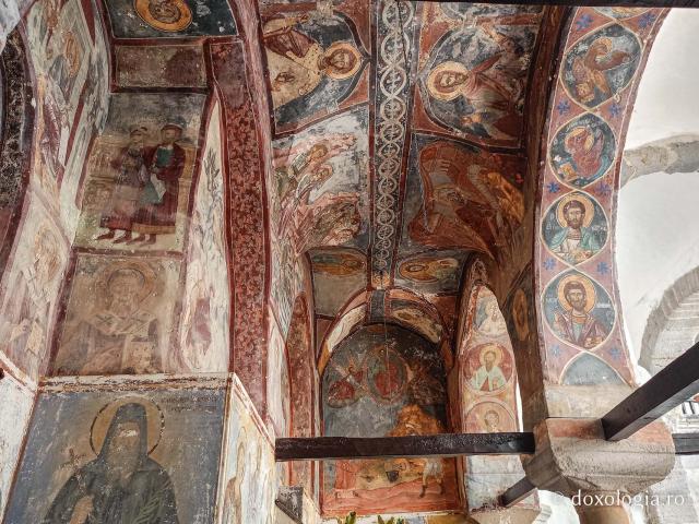 Mănăstirea „Sfântul Ioan Teologul” din Insula Patmos, considerată cea mai importantă mănăstire de la Marea Egee Mănăstirea „Sfântul Ioan Teologul” din Insula Patmos, considerată cea mai importantă mănăstire de la Marea Egee