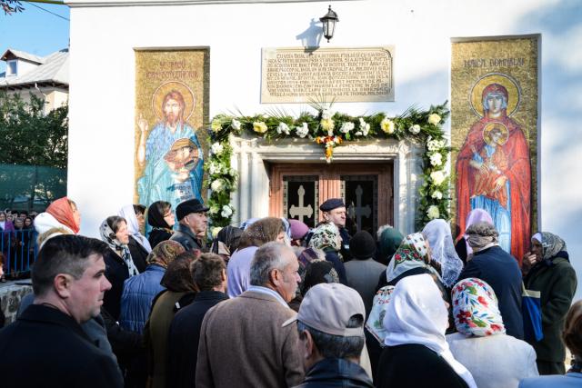 (Foto) Resfințirea bisericii „Tăierea Capului Sfântului Ioan Botezătorul” din Iași