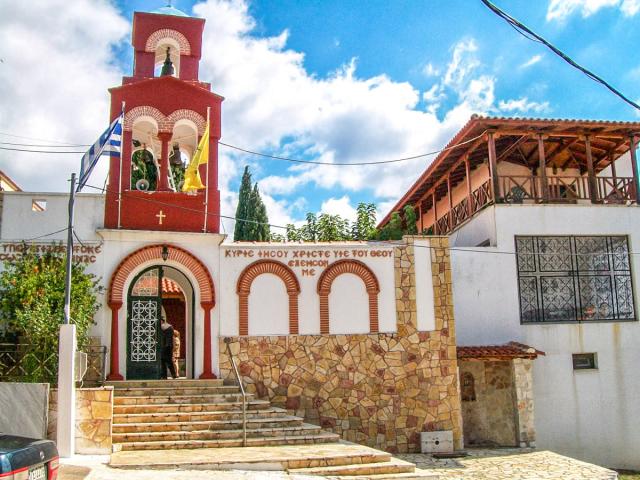 Mănăstirea Makrimallis din Grecia