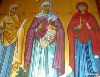 Sfintele Mucenițe fecioare: Agapia, Irina și Hionia