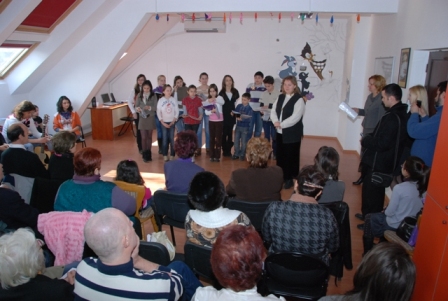 „Primăvara vârstelor“, la bătrânii de la „Sfântul Mina“