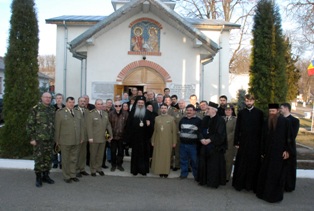 IPS Teofan a vizitat Brigada 15 Mecanizată „Podu Înalt“