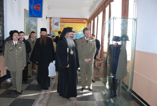 IPS Teofan a vizitat Brigada 15 Mecanizată „Podu Înalt“