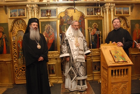 IPS Serafim a slujit în paraclisul Facultății de Teologie din Iași