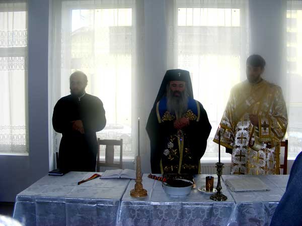 Sfințirea Centrului Social de Urgență al Protopopiatului Roznov