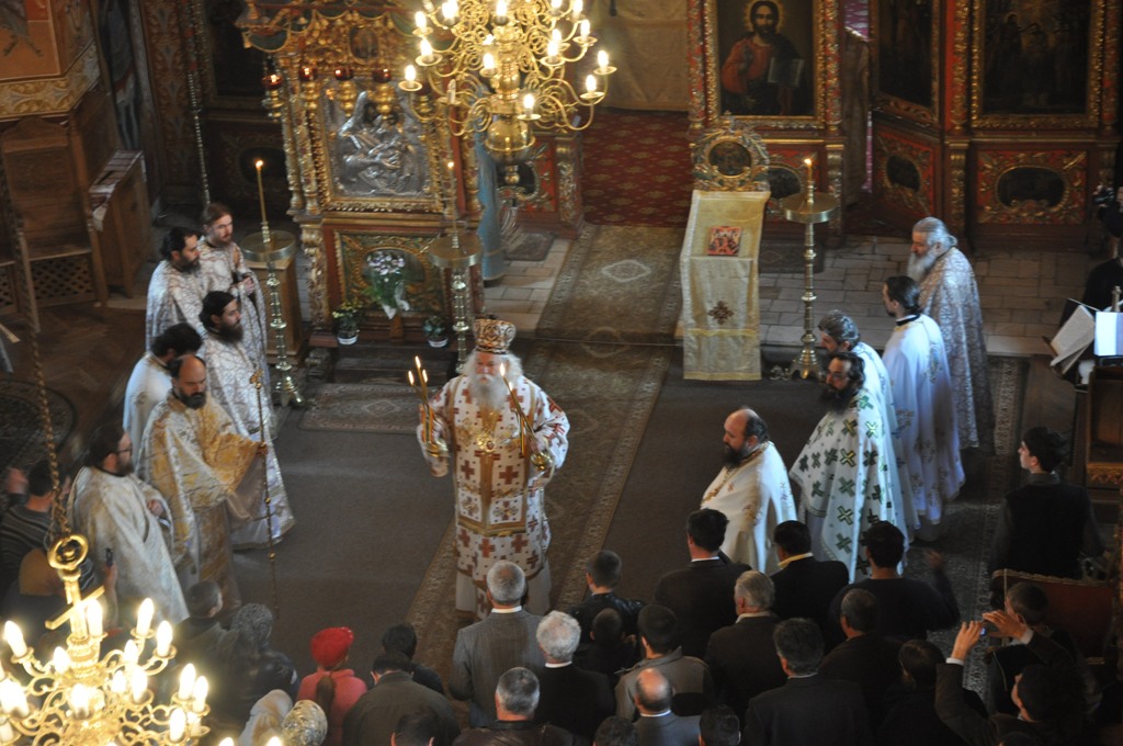 Pogorârea Duhului Sfânt la Mănăstirea Horaița